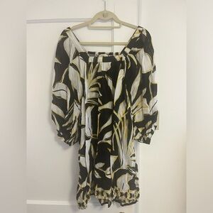 Tuckernuck Balloon Sleeve Cover Up. Worn 2 times, excellent condition size Small